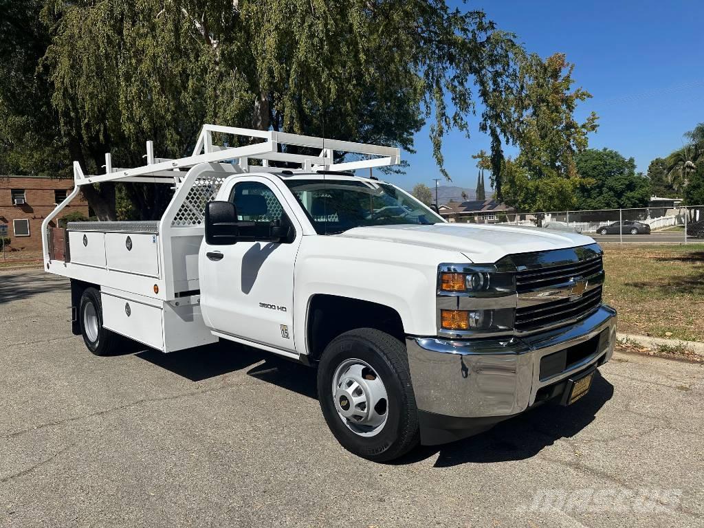 Chevrolet 3500 HD 픽업/드롭사이드