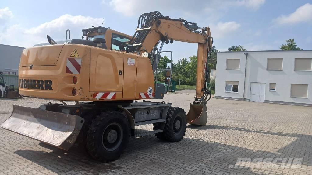 Liebherr A 916  휠 굴삭기