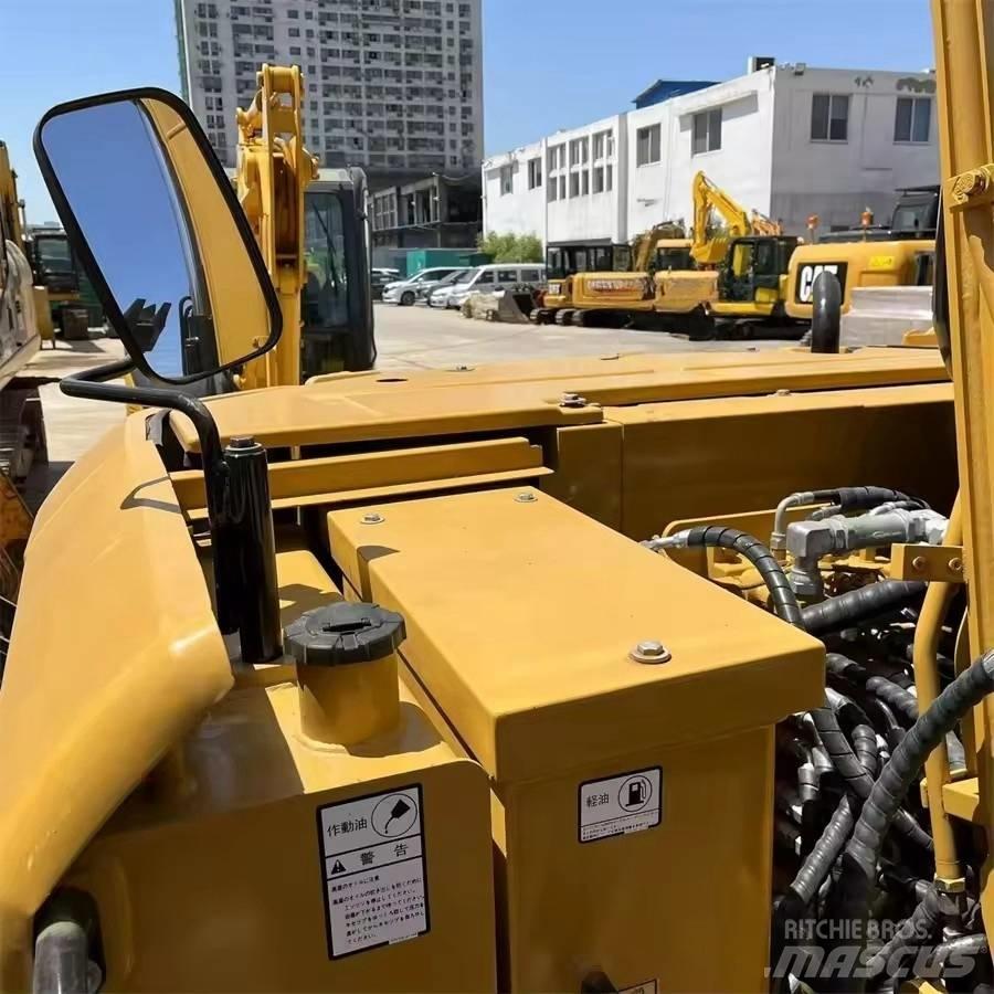 CAT 307 E2 대형 굴삭기 29톤 이상