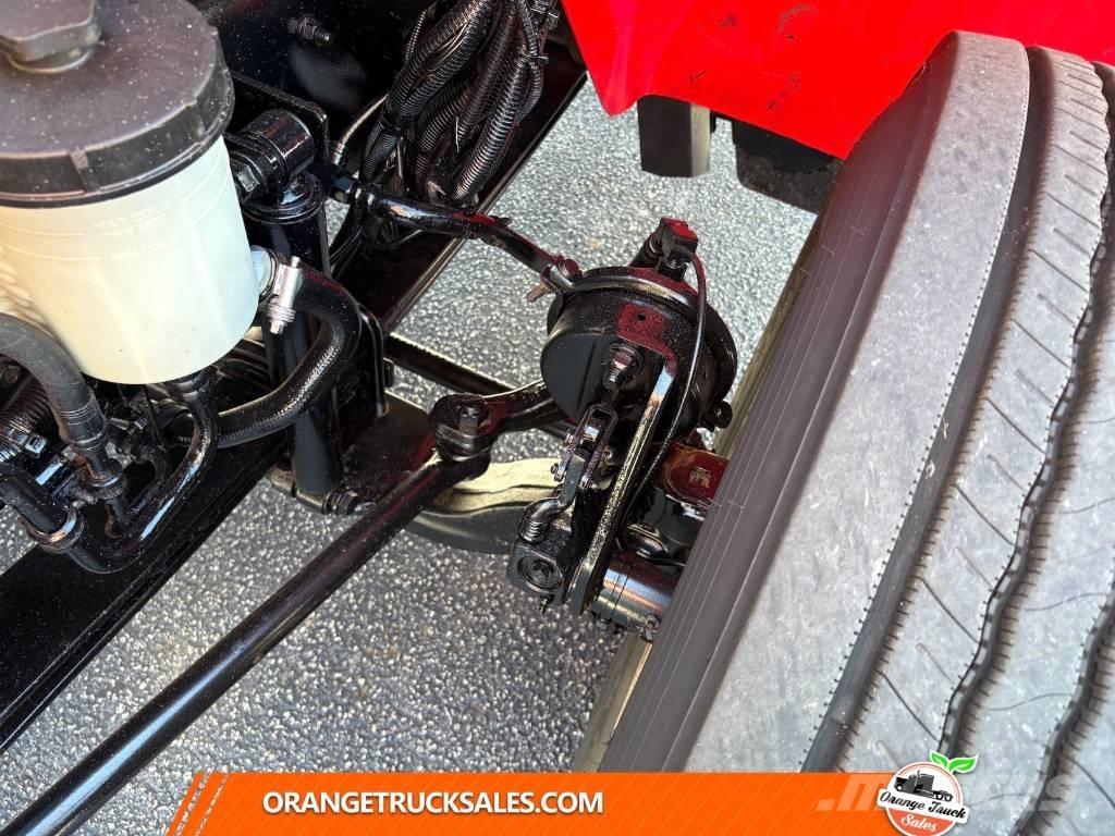 International 4300 새시 운전실 트럭