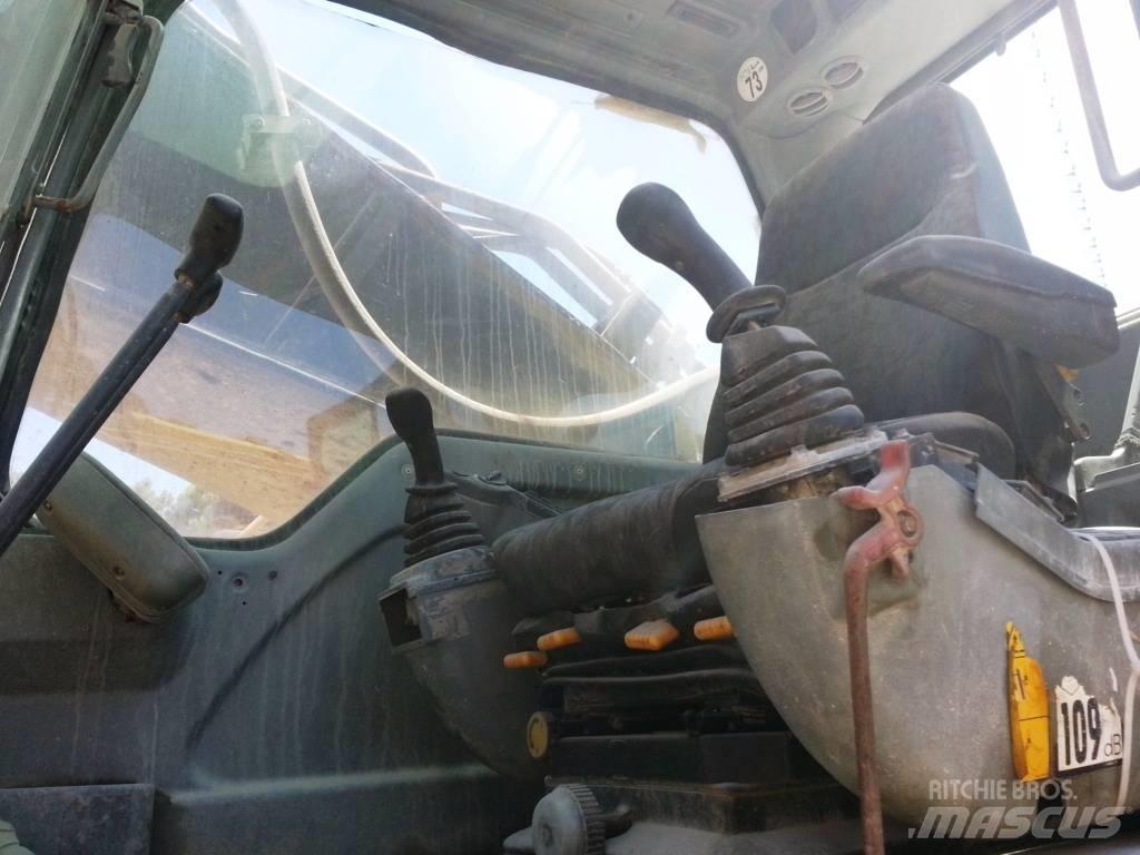 Volvo EC 460 대형 굴삭기 29톤 이상