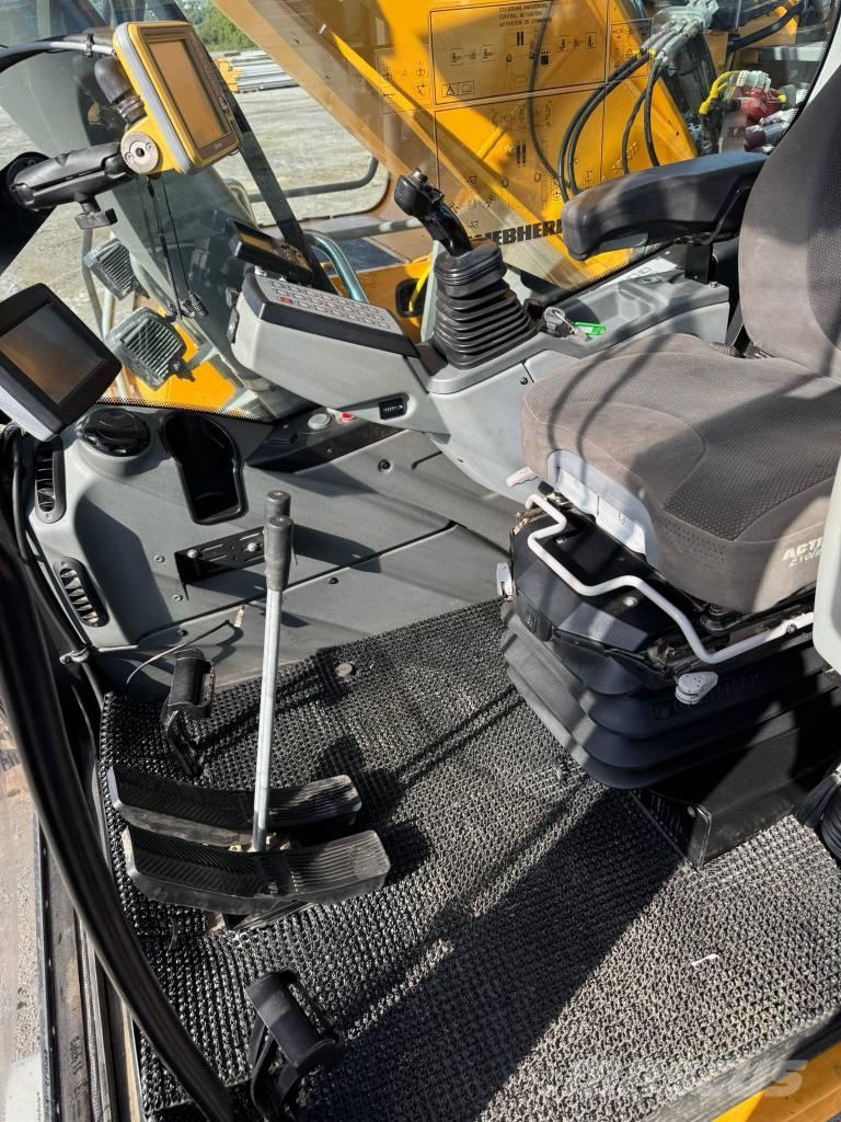 Liebherr R 936 LC 대형 굴삭기 29톤 이상