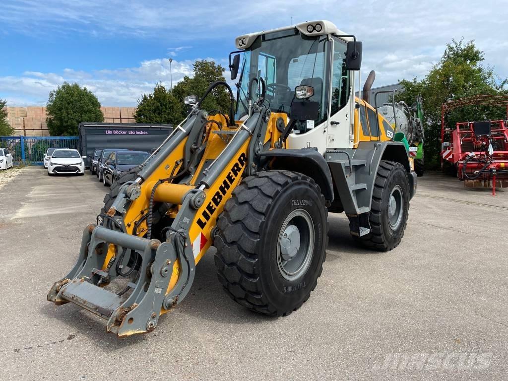 Liebherr L 538  휠로우더