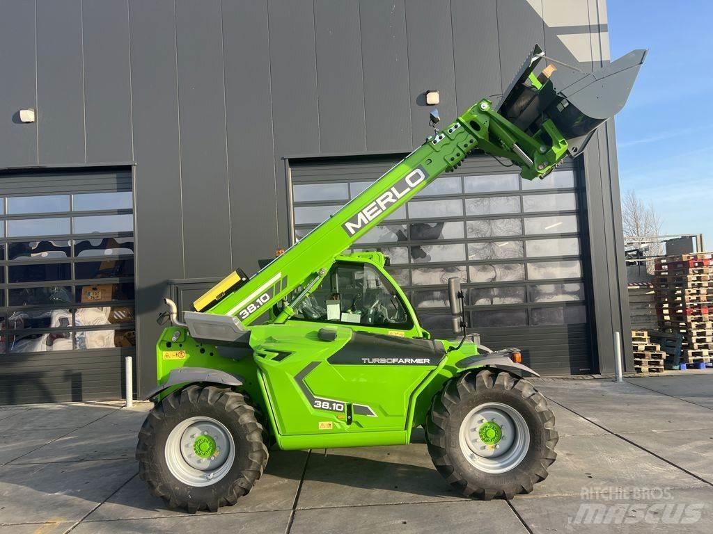 Merlo TF38.10 136 텔러 핸들러
