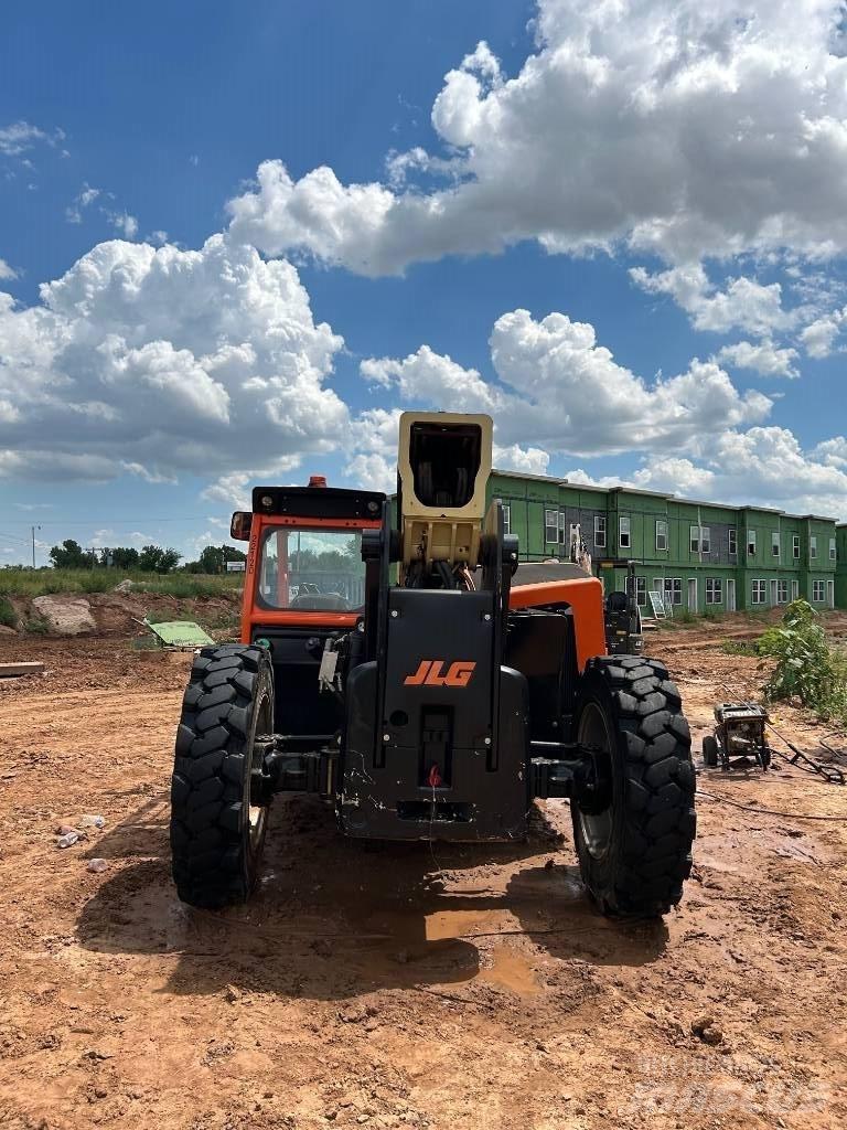 JLG Telehandler 텔러 핸들러