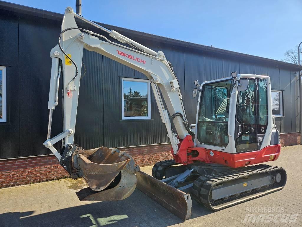 Takeuchi TB 250 소형 굴삭기 7톤 미만