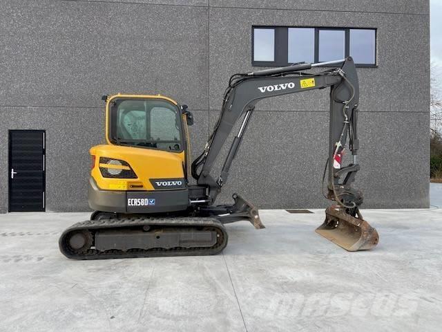 Volvo ECR 58 D 소형 굴삭기 7톤 미만