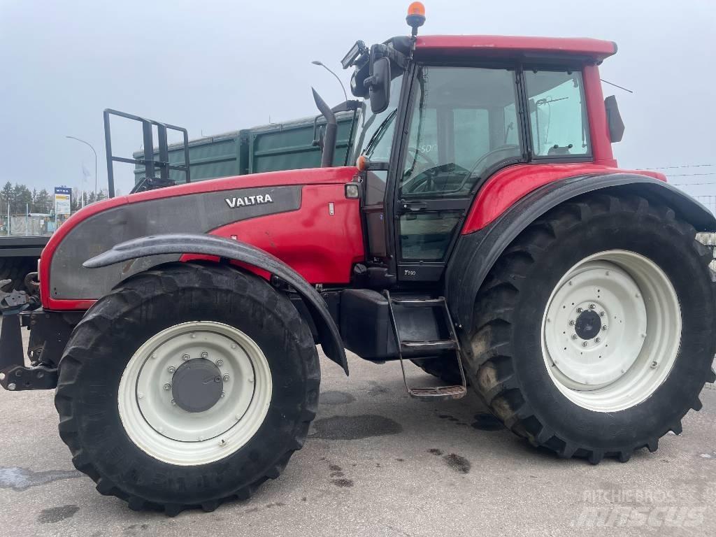 Valtra T 190 트랙터