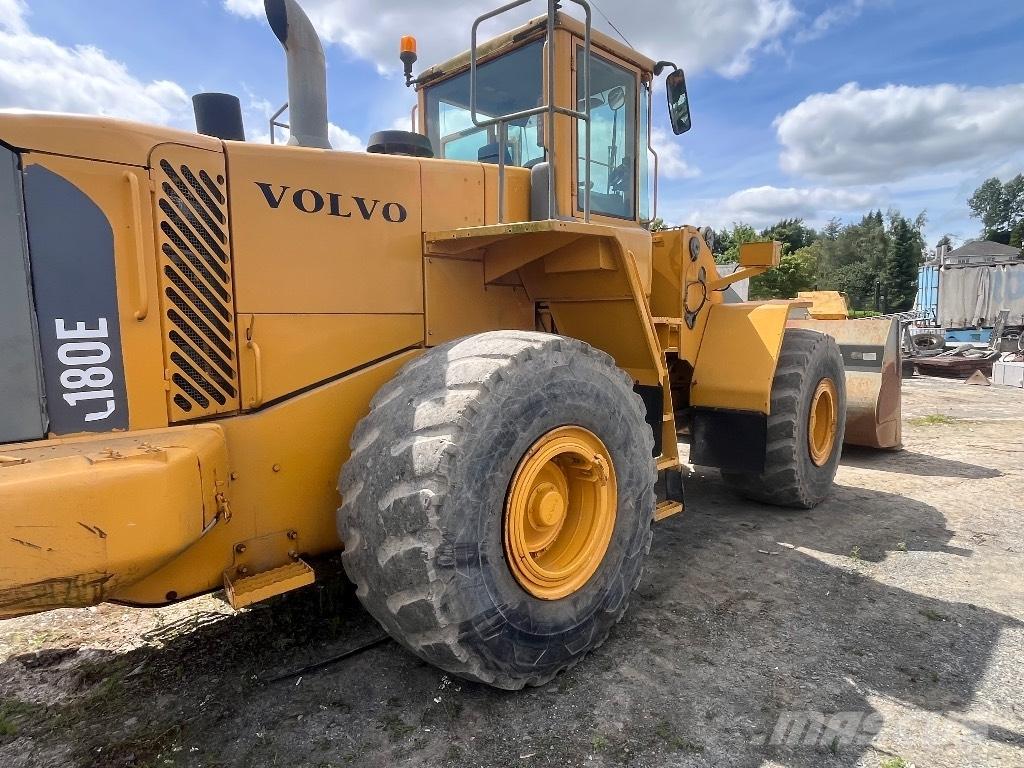 Volvo L 180 E  휠로우더