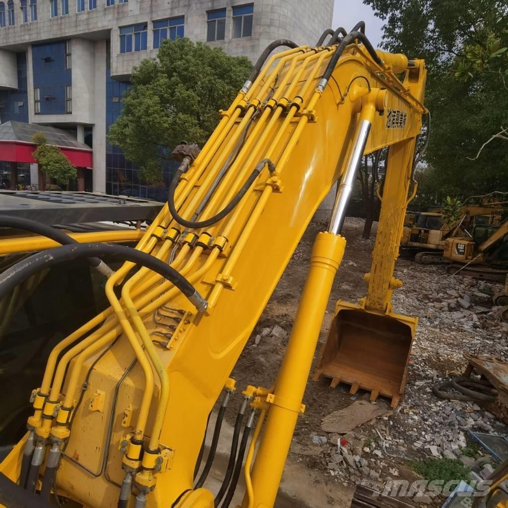 Komatsu PC 450-8 대형 굴삭기 29톤 이상