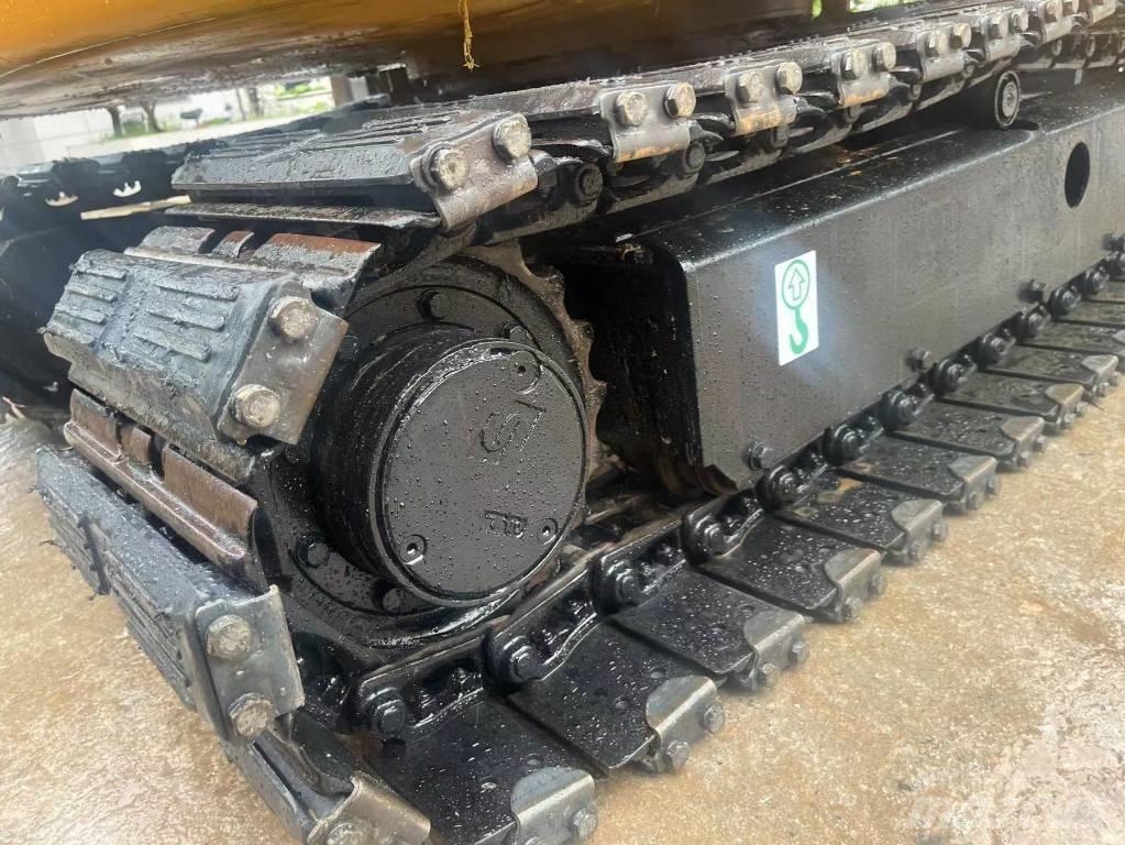 JCB 8050 대형 굴삭기 29톤 이상