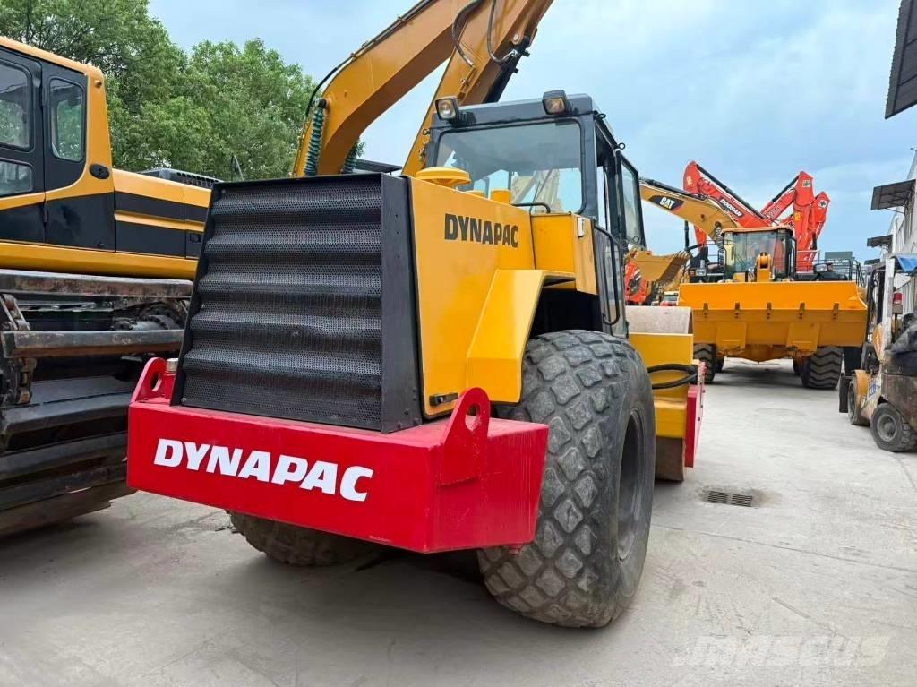 Dynapac CA 30 D 싱글 드럼 롤러