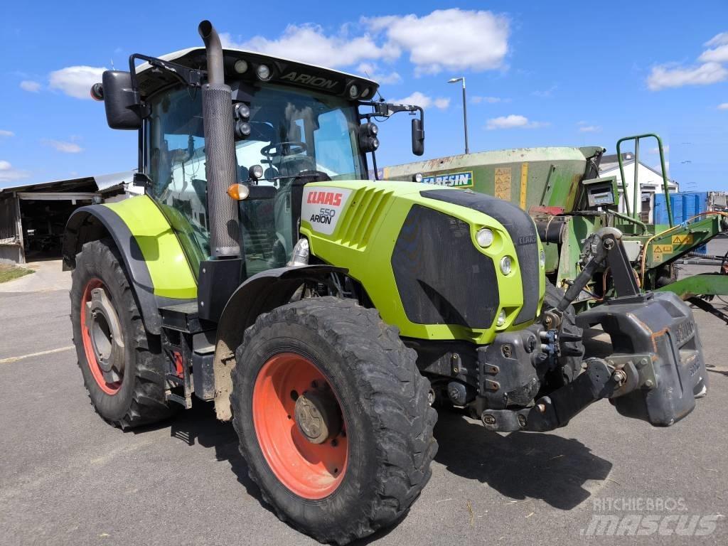 CLAAS Arion 550 트랙터