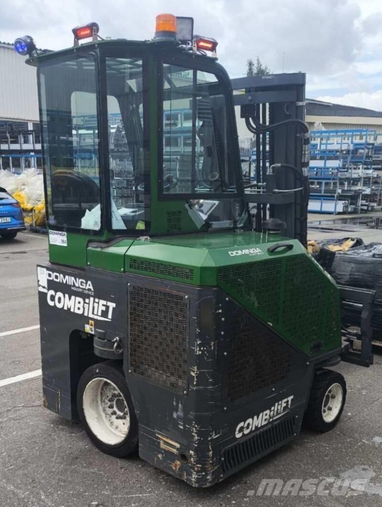 Combilift CB 2500 4방향 리치트럭