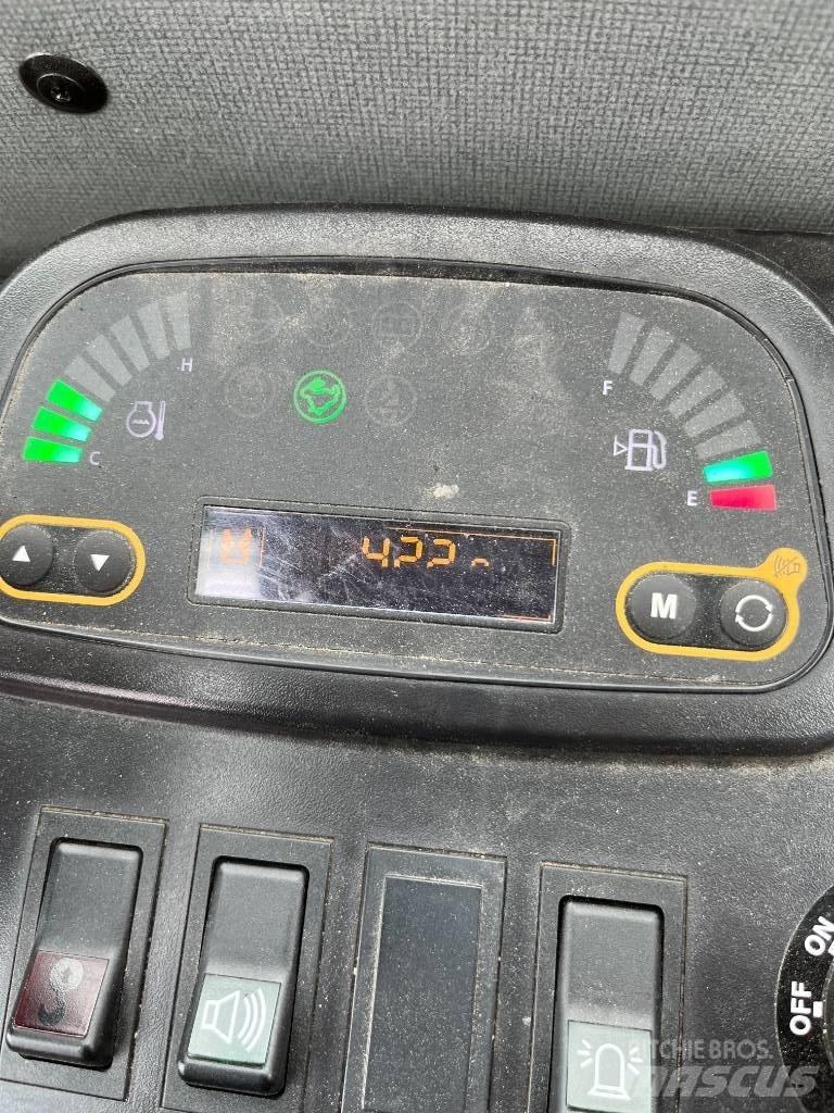 Hyundai R25Z-9 AK 소형 굴삭기 7톤 미만