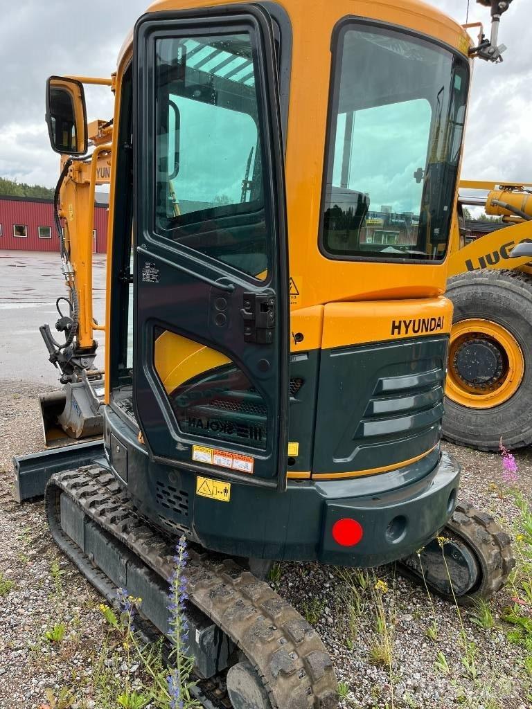 Hyundai R25Z-9 AK 소형 굴삭기 7톤 미만