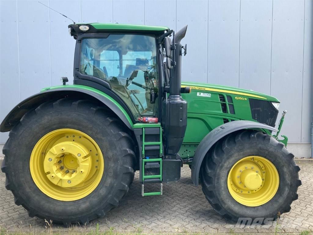 John Deere 6250R 트랙터