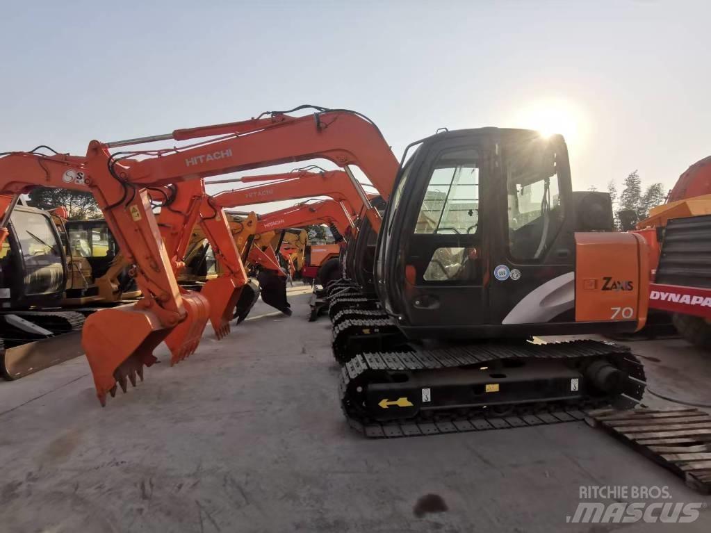 Hitachi ZX 70 대형 굴삭기 29톤 이상