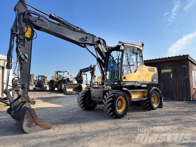 Volvo EW 140 C  휠 굴삭기