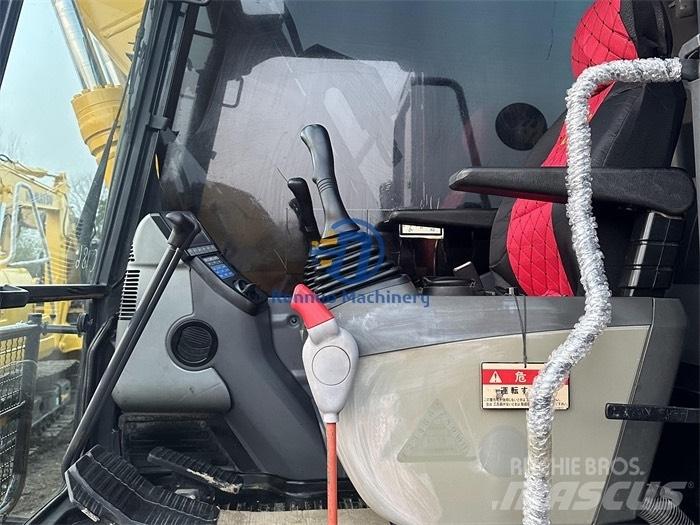 Komatsu PC 120-8 대형 굴삭기 29톤 이상