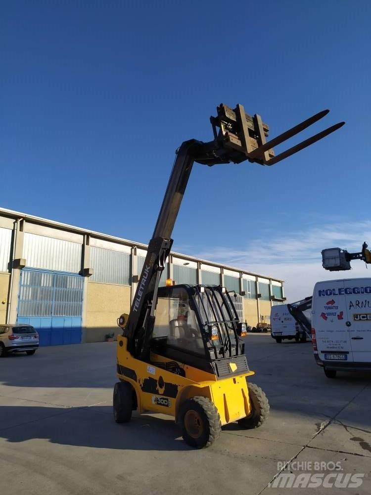 JCB TLT 30 디젤 지게차