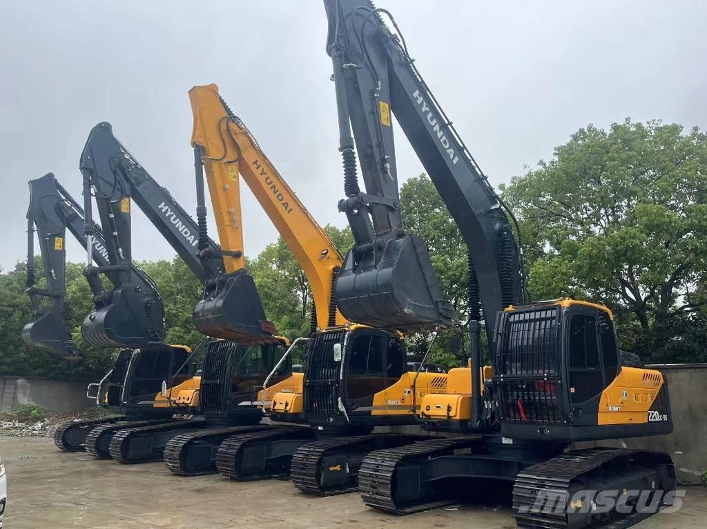 Komatsu PC 240 LC 대형 굴삭기 29톤 이상