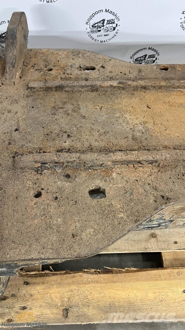 Komatsu 845 기타 구성품