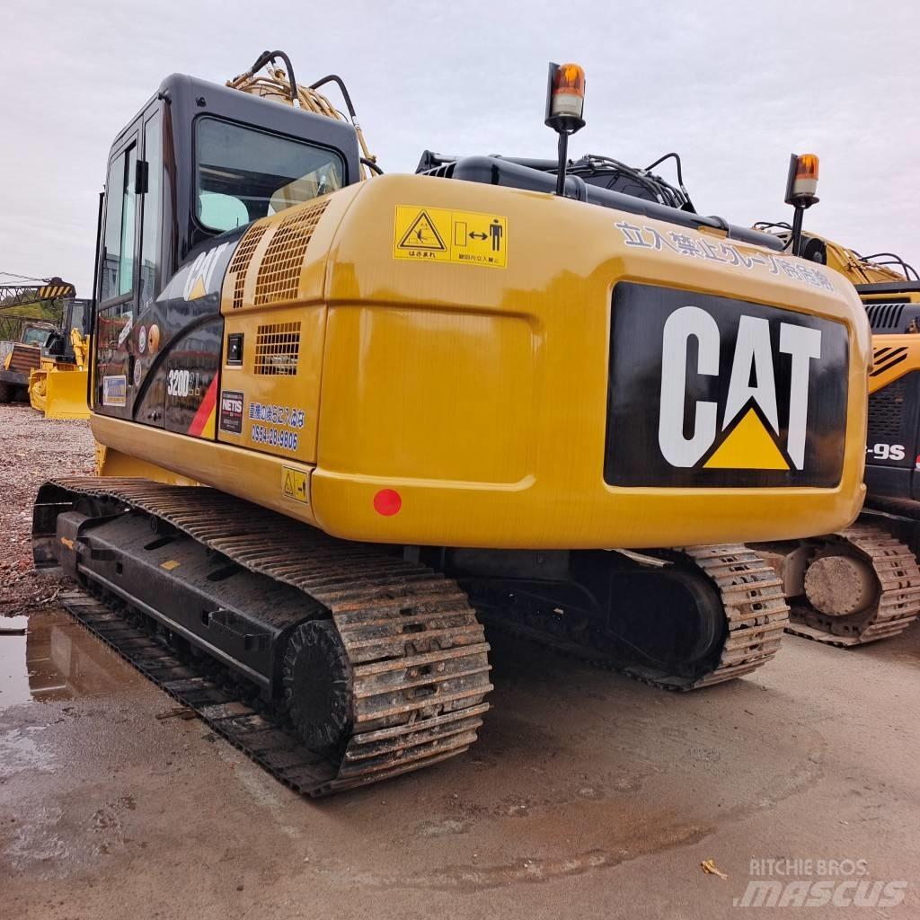 CAT 320D2GC 대형 굴삭기 29톤 이상