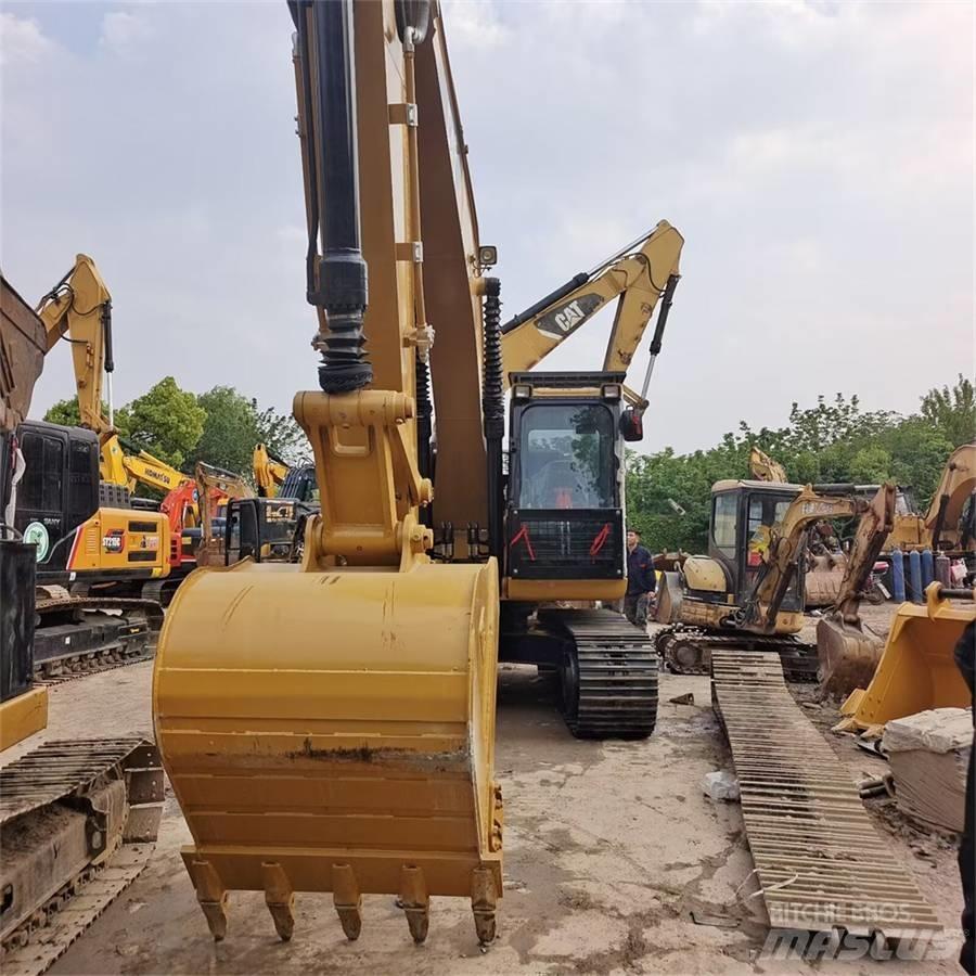 CAT 320D2GC 대형 굴삭기 29톤 이상
