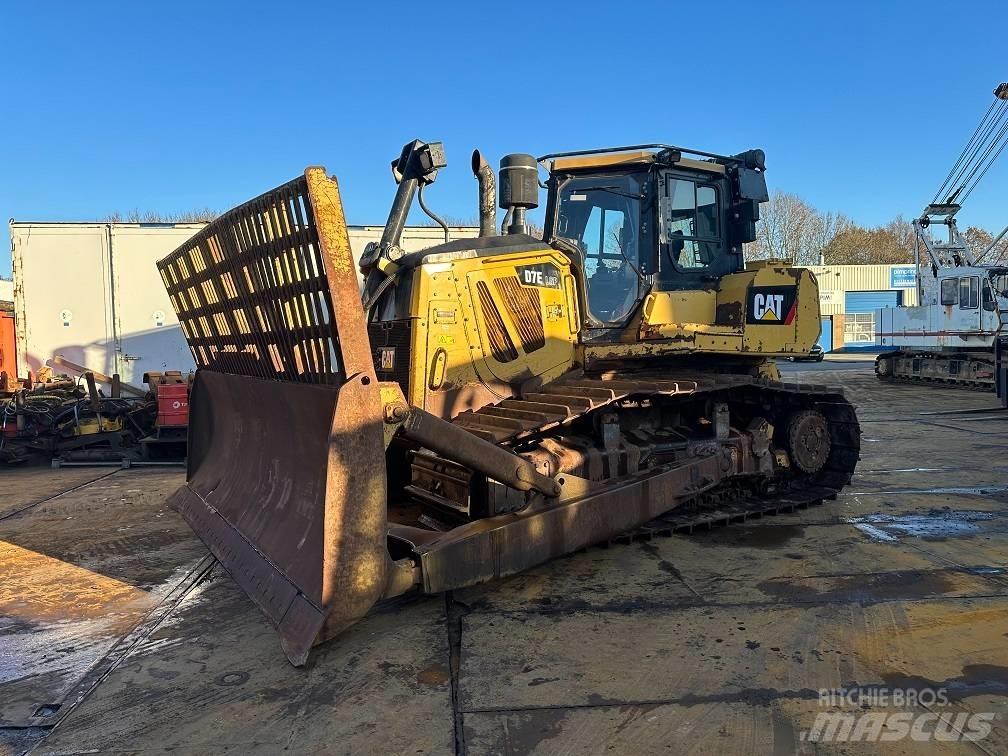CAT D7E 크롤러 도저