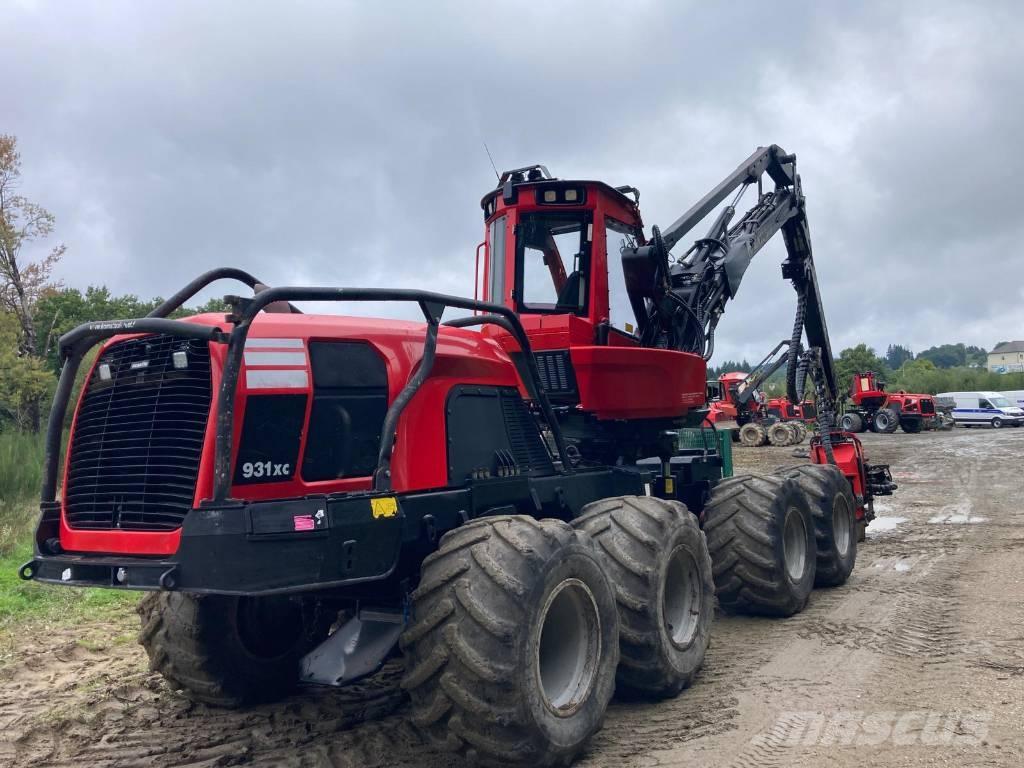 Komatsu 931 XC 원목 하베스터