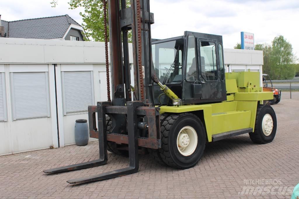 Clark DPL 136 디젤 지게차