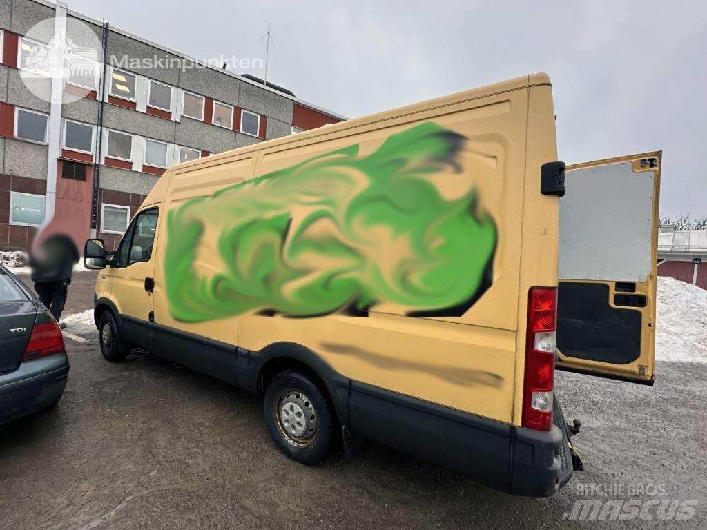 Iveco Daily 35 S13 V 패널 화물차