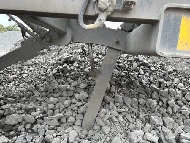 Metso LT 300 HP 이동식 분쇄기