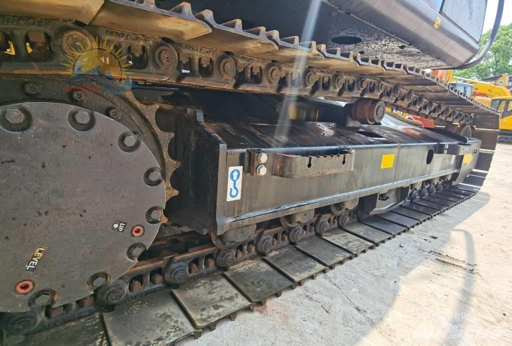 Hitachi ZX 120 대형 굴삭기 29톤 이상