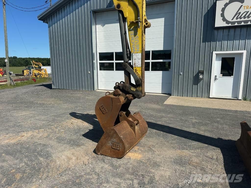 Wacker Neuson 8003 대형 굴삭기 29톤 이상