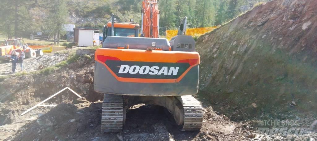 Doosan DX 235 대형 굴삭기 29톤 이상
