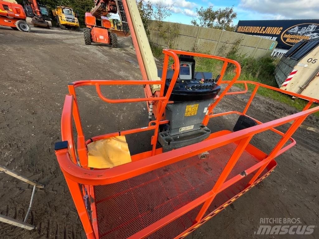 JLG 1500 SJ 견인식 전동이동 리프트