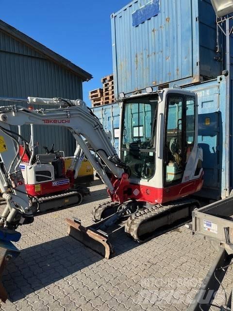 Takeuchi TB 225 소형 굴삭기 7톤 미만