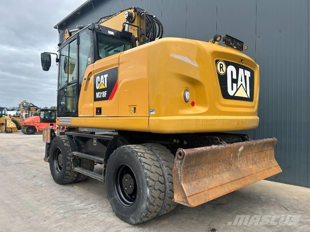 CAT M318F  휠 굴삭기