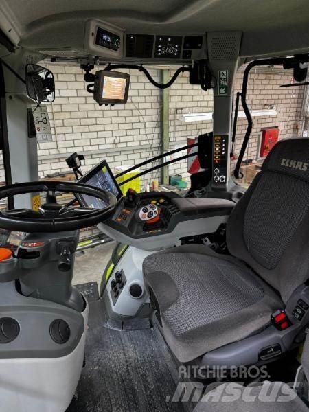 CLAAS AXION 830 트랙터