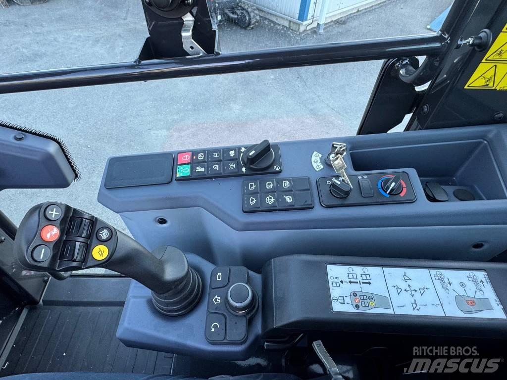 Bobcat L75  휠로우더