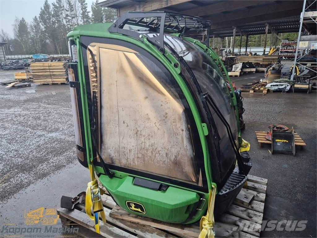 John Deere 1270G 캐빈 및 인테리어