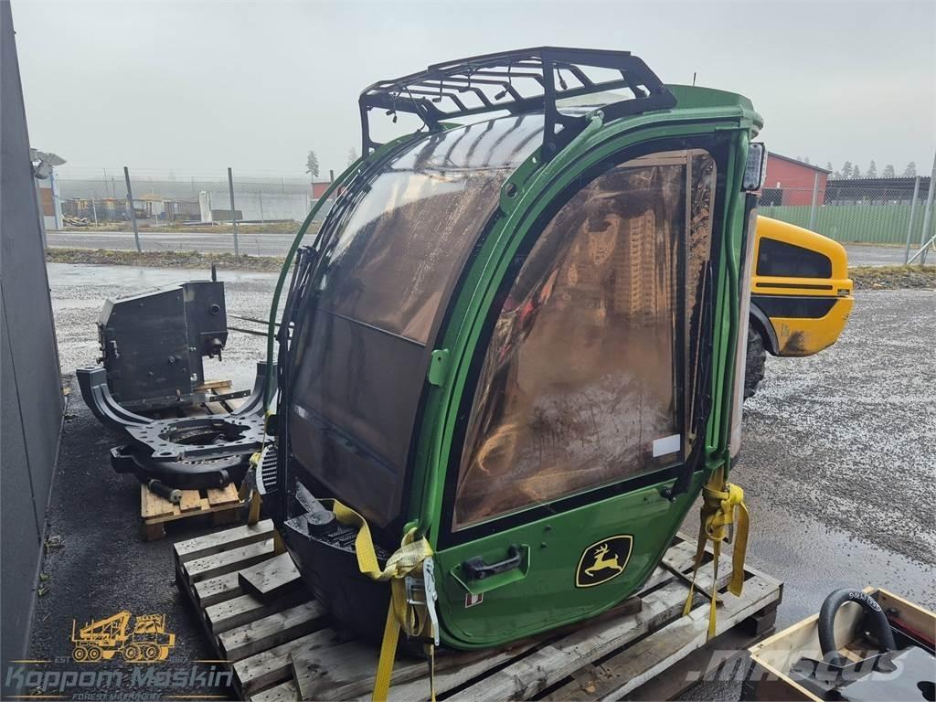 John Deere 1270G 캐빈 및 인테리어