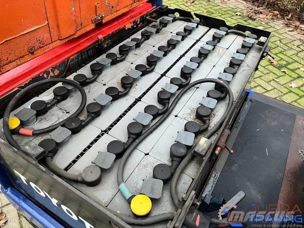 Toyota 4FB10 전동 지게차