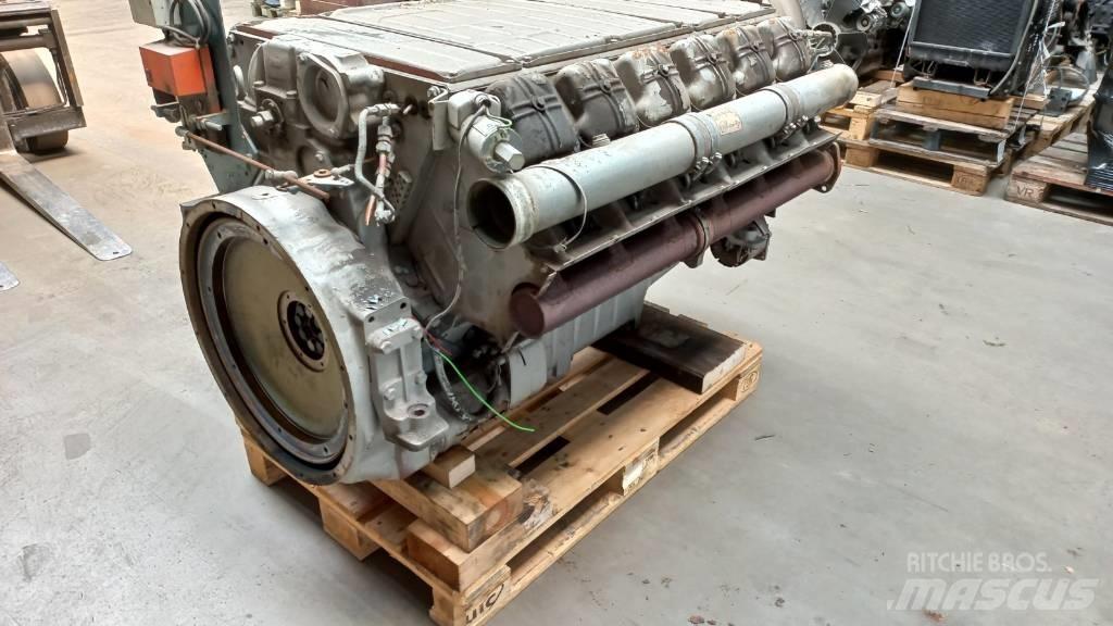 Deutz F12L413 엔진