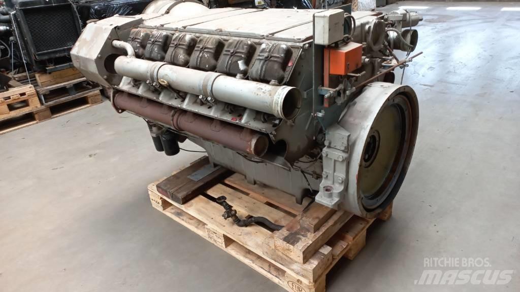 Deutz F12L413 엔진