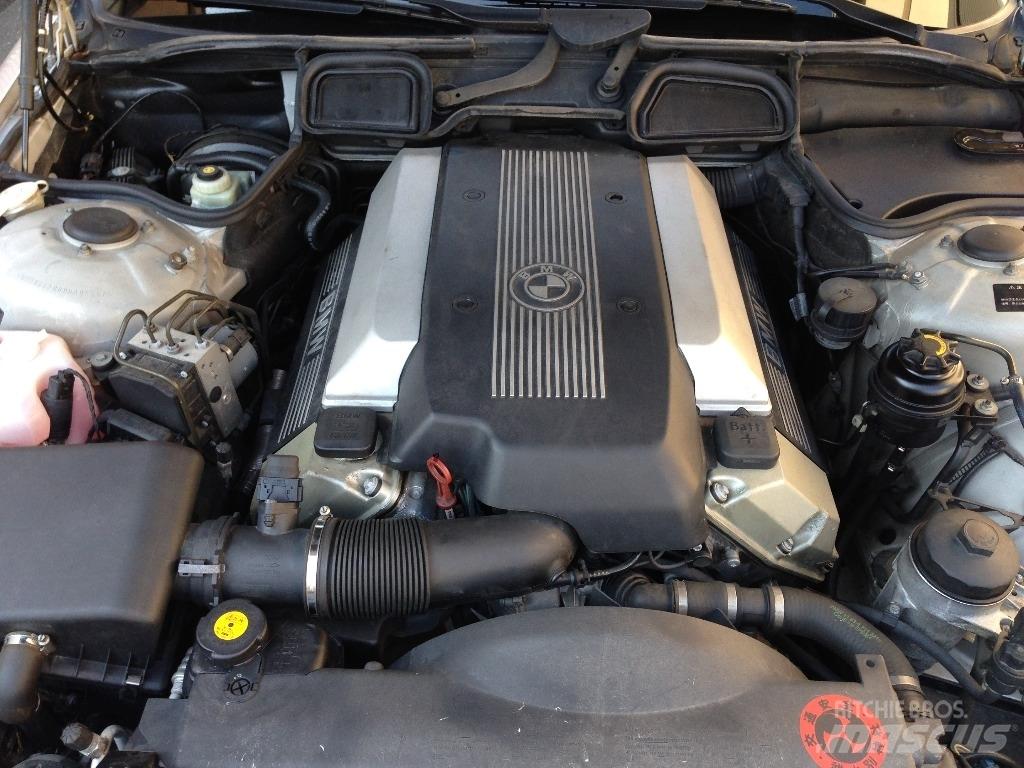 BMW GH-GG35 자동차