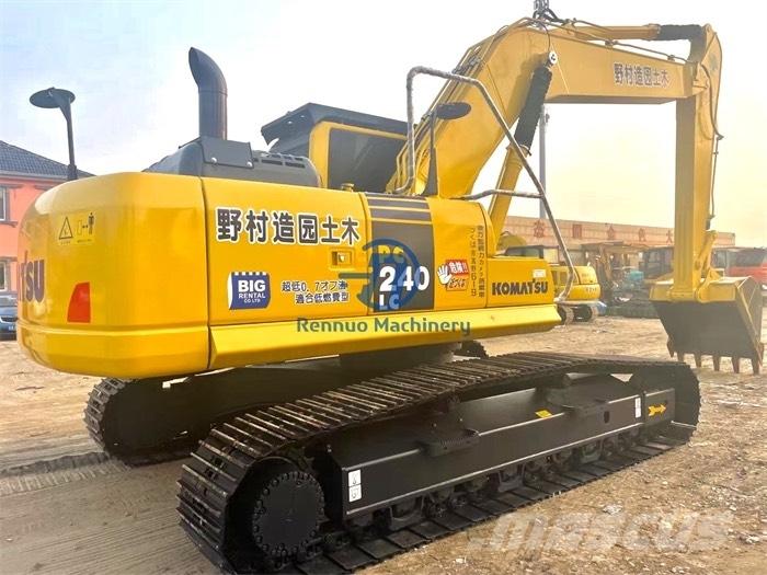 Komatsu PC 240 -8 대형 굴삭기 29톤 이상