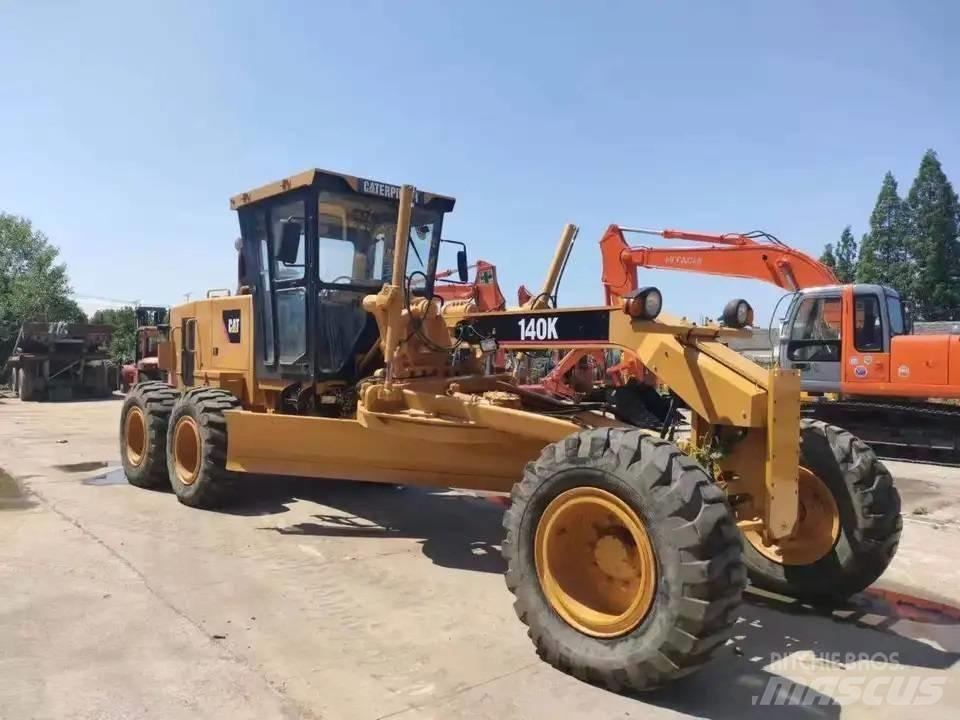 CAT 140 K 그레이더